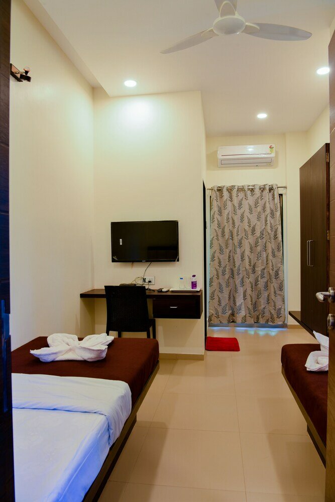 Фото Malvan's Aishwarya Hotel