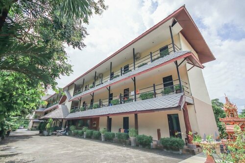 Гостиница Oyo 1145 Prickhom Garden Hotel в Накхонситхаммарате