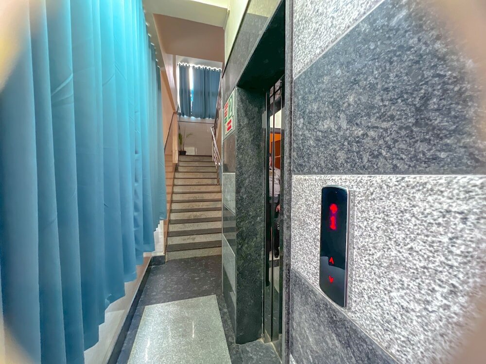 Фото Hotel Grand Vista Inn