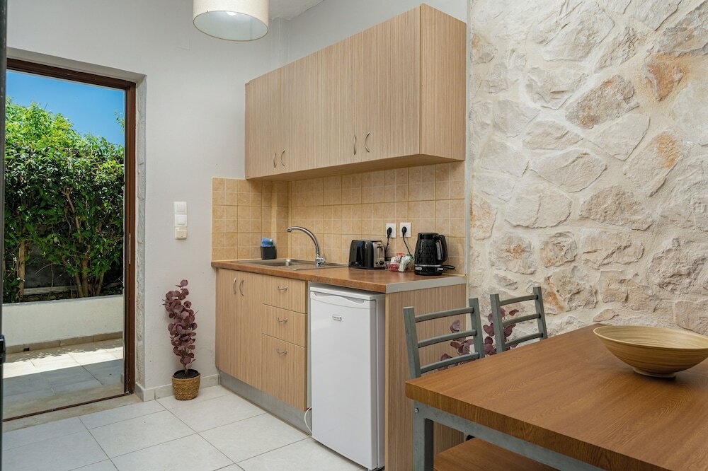 Фото Barbara Ann Apartments