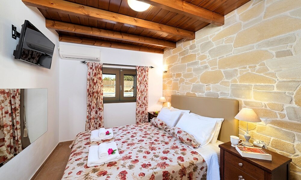 Фото Cretan Kera Villa Heated Pool