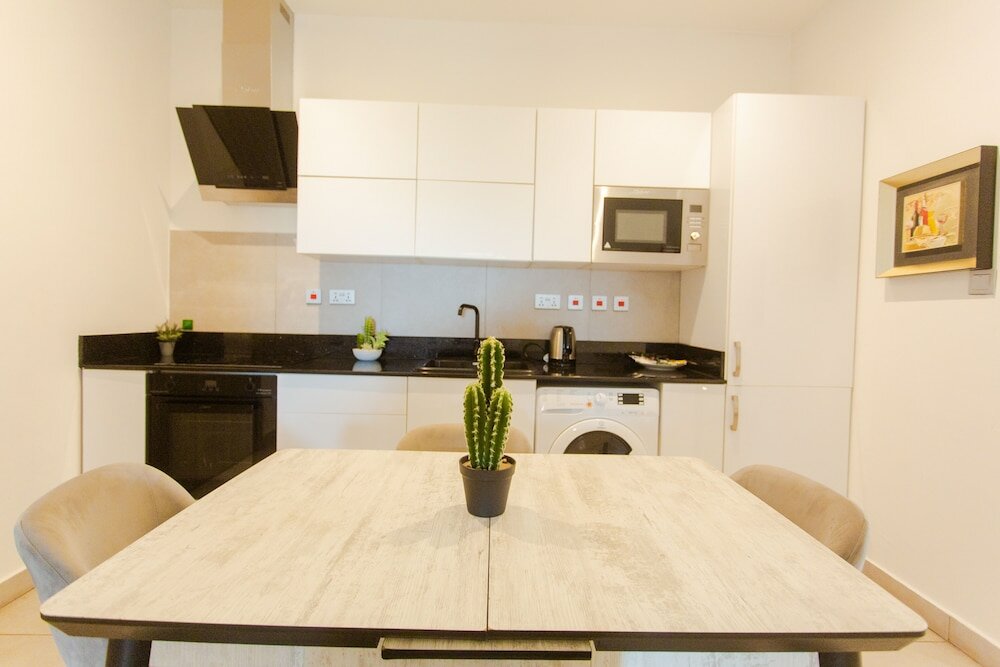 Фото Accra Luxury Apartments at Pine Court