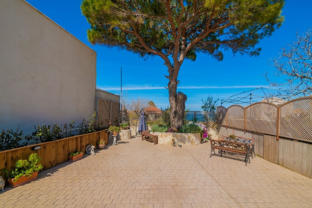 Фото Sweet Cottage Retreat