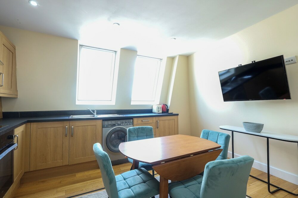 Фото Three Bed Balcony near tube stn Holloway