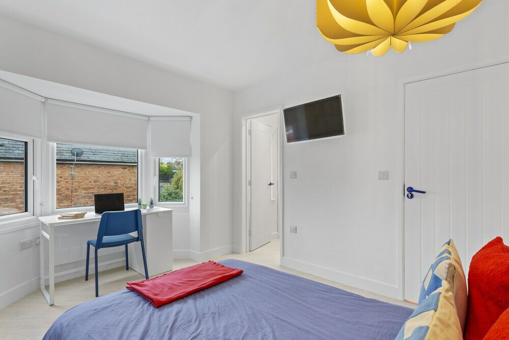 Фото OnPoint -3 Bed House - Parking