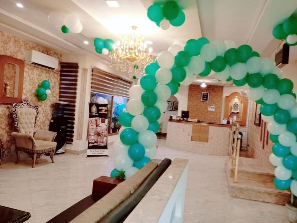 Фото Hotel S. R. Lounge