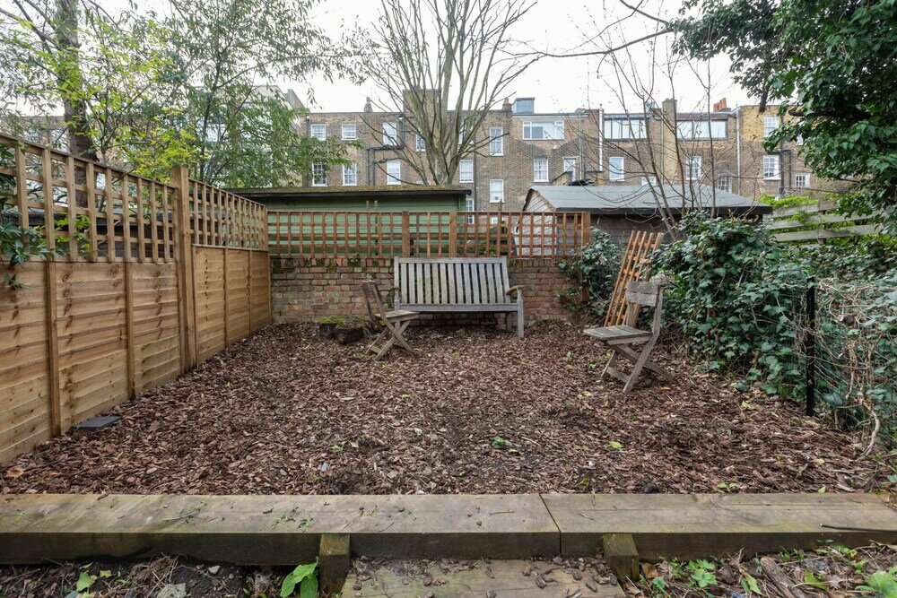 Фото Charming 2bd Georgian Town House - Camden Town
