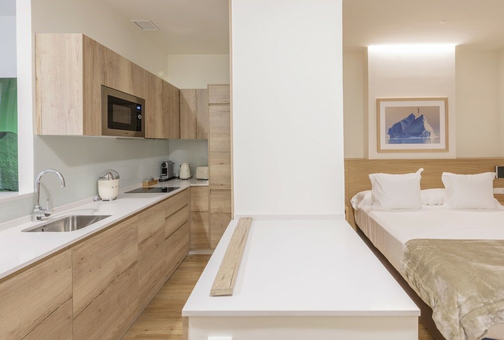 Фото Graffiti Suites El Museo