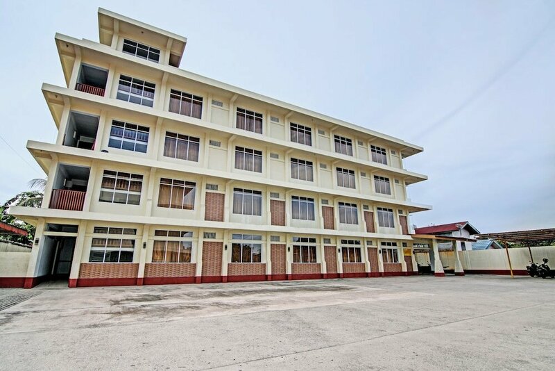 Гостиница Spot On 92599 Pondok Anggrek Syariah