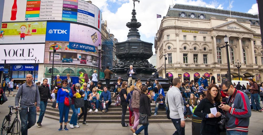 Фото Modern 2 Bedroom Lewisham Apartment