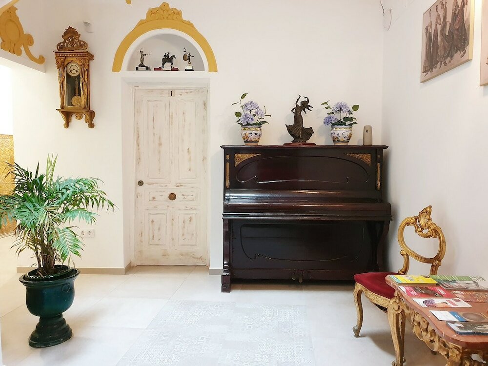 Фото Palace House Hércules 92