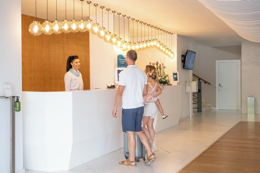 Фото Gran Hotel Las Fuentes de Fantasía Hoteles