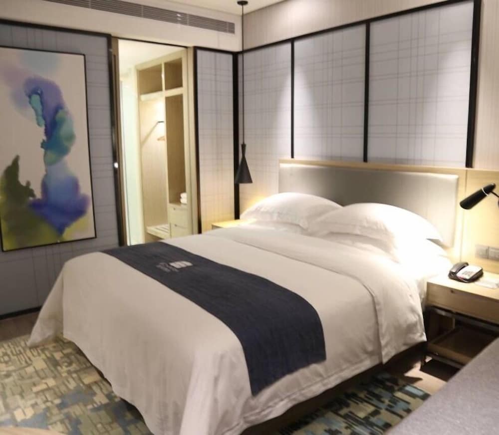 Фото Echarm Hotel