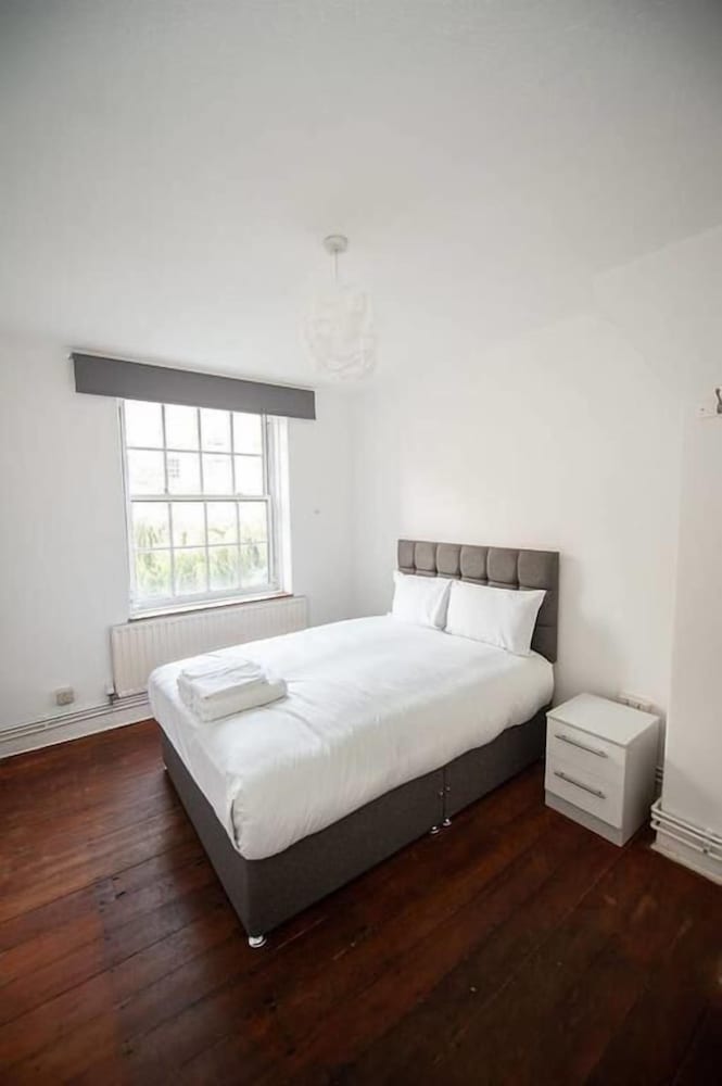 Фото Central London 2br Apartment in Waterloo