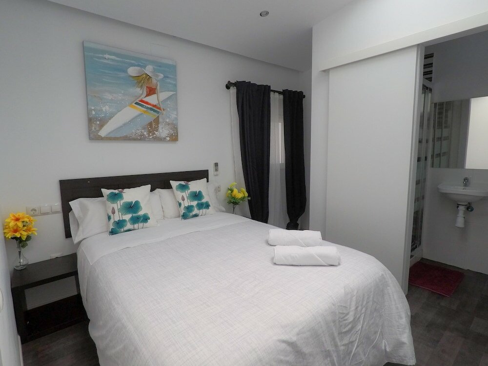 Фото A&z Frailes - Auto check-in property