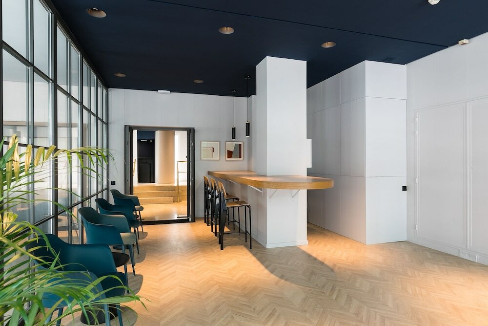 Фото Feelathome Waldorf Suites Apartments