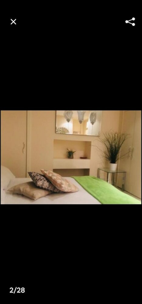 Фото Luxurious 6 bed apartment central London