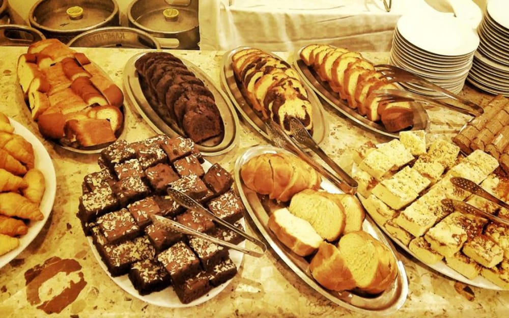 Фото Hotel Perunika