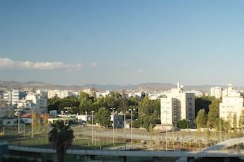 Фото Eden Beach Apartments