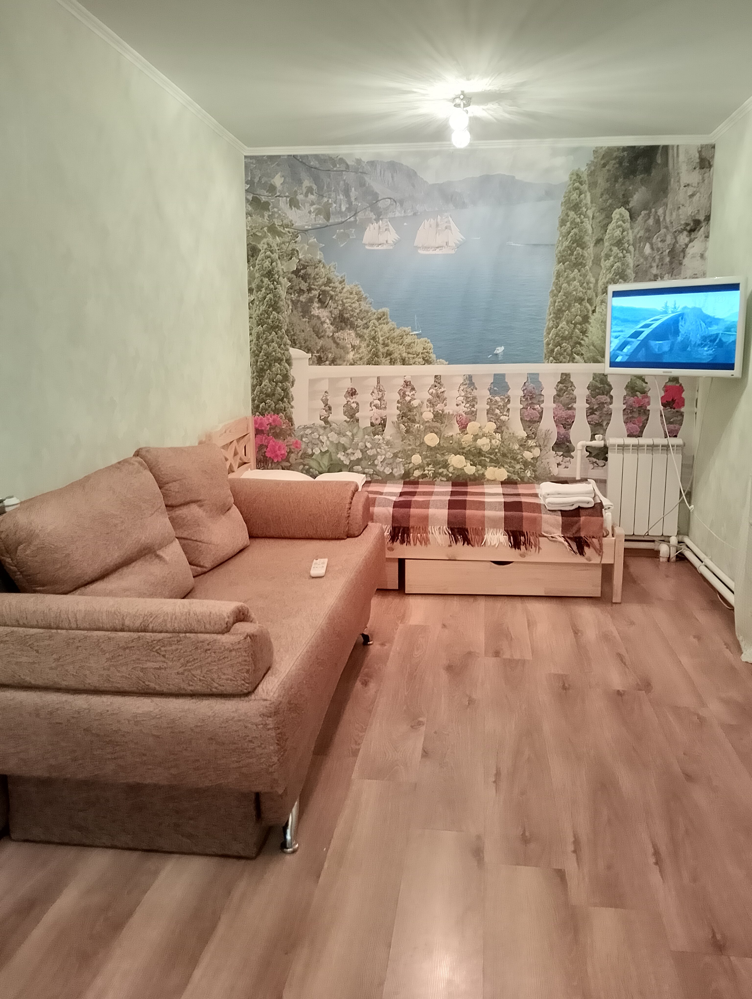 Фото отеля 2