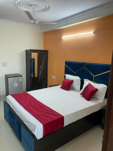 Гостиница Roomshala 123 Happy Homes Saket в Дели
