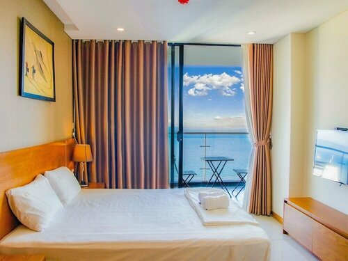 Гостиница Maple Hotel & Apartment в Нячанге