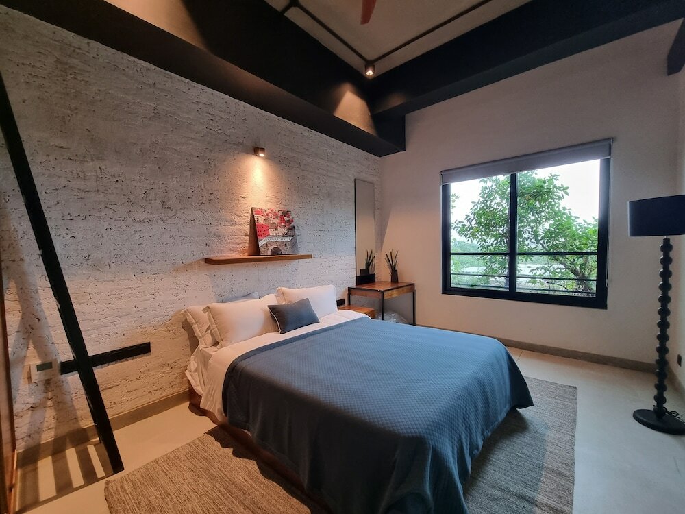 Фото Vaux Park Street