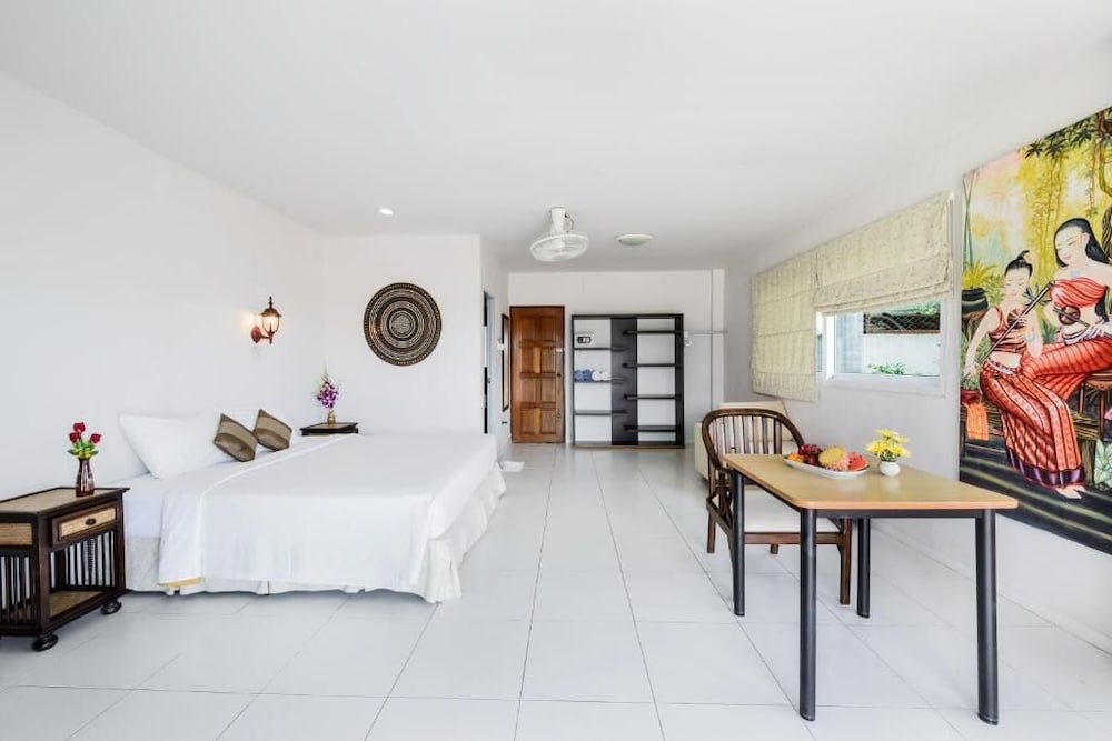 Фото Kata Hill Sea View