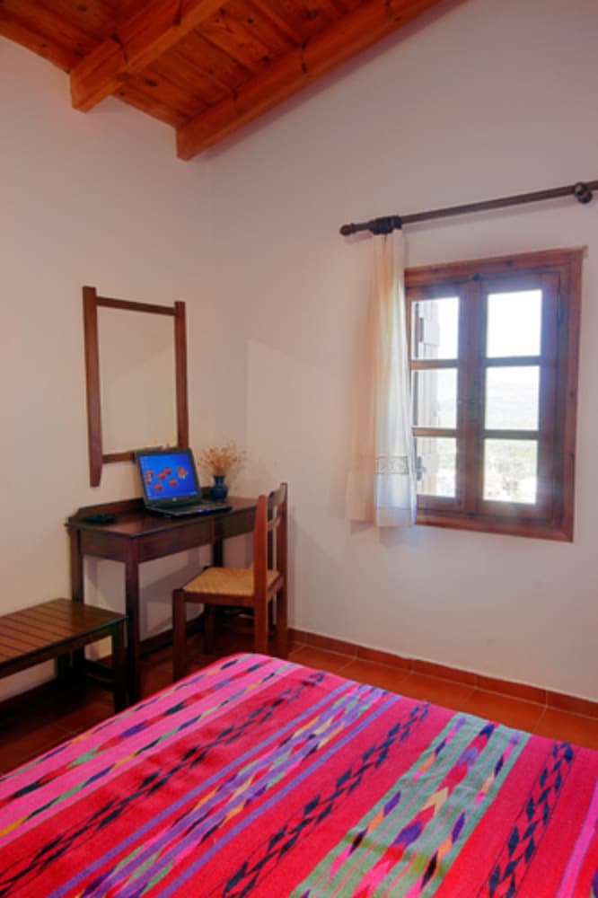 Фото Fenareti Village House