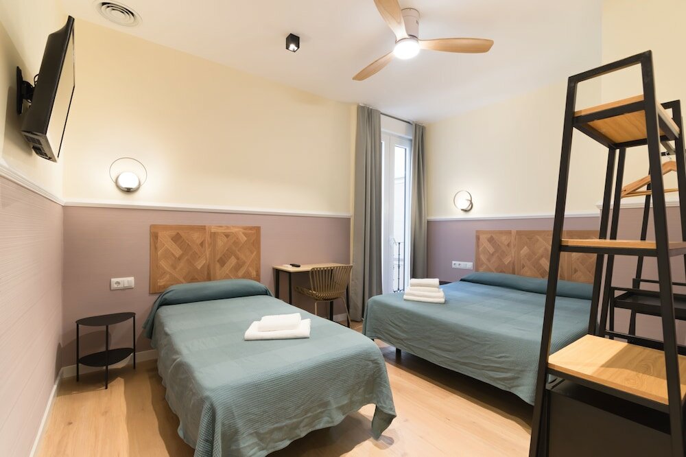 Фото Hostal Evoke Madrid