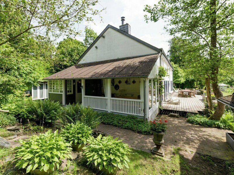 Гостиница Beautiful Holiday Home With Garden in Houffalize