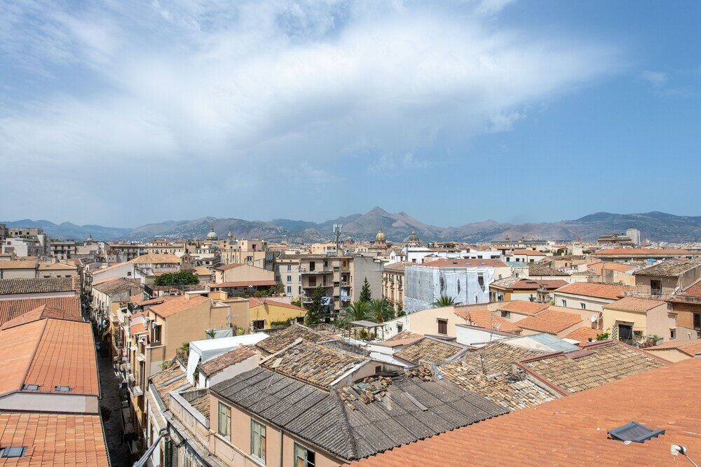 Фото Palazzo Castrofilippo Apartment by Wonderful Italy