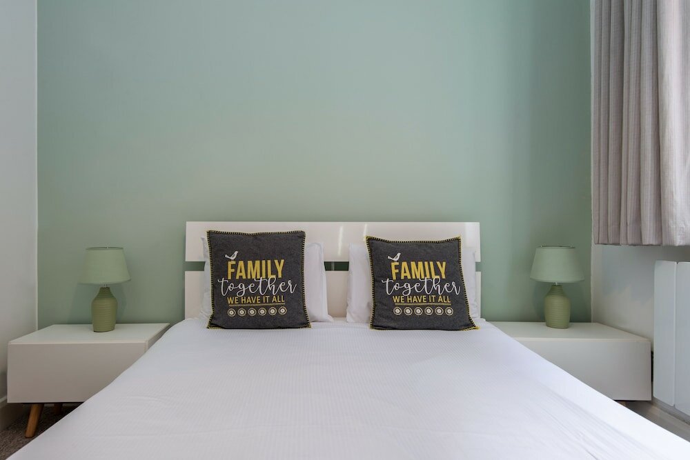 Фото Mulberry House London by City Living London