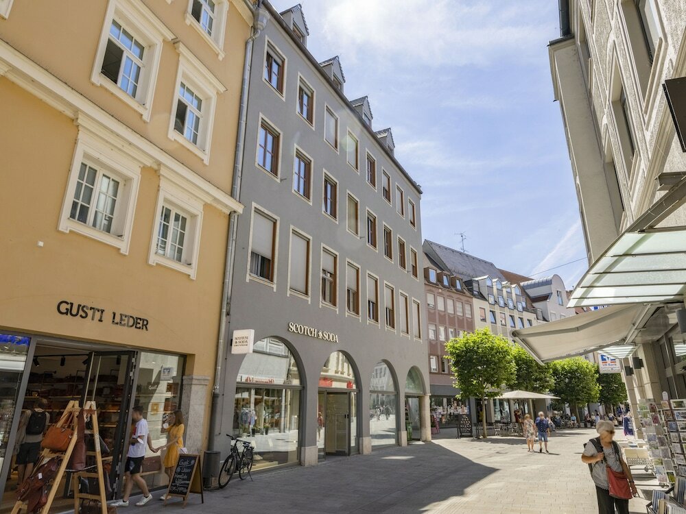 Фото Limehome Augsburg Annastraße