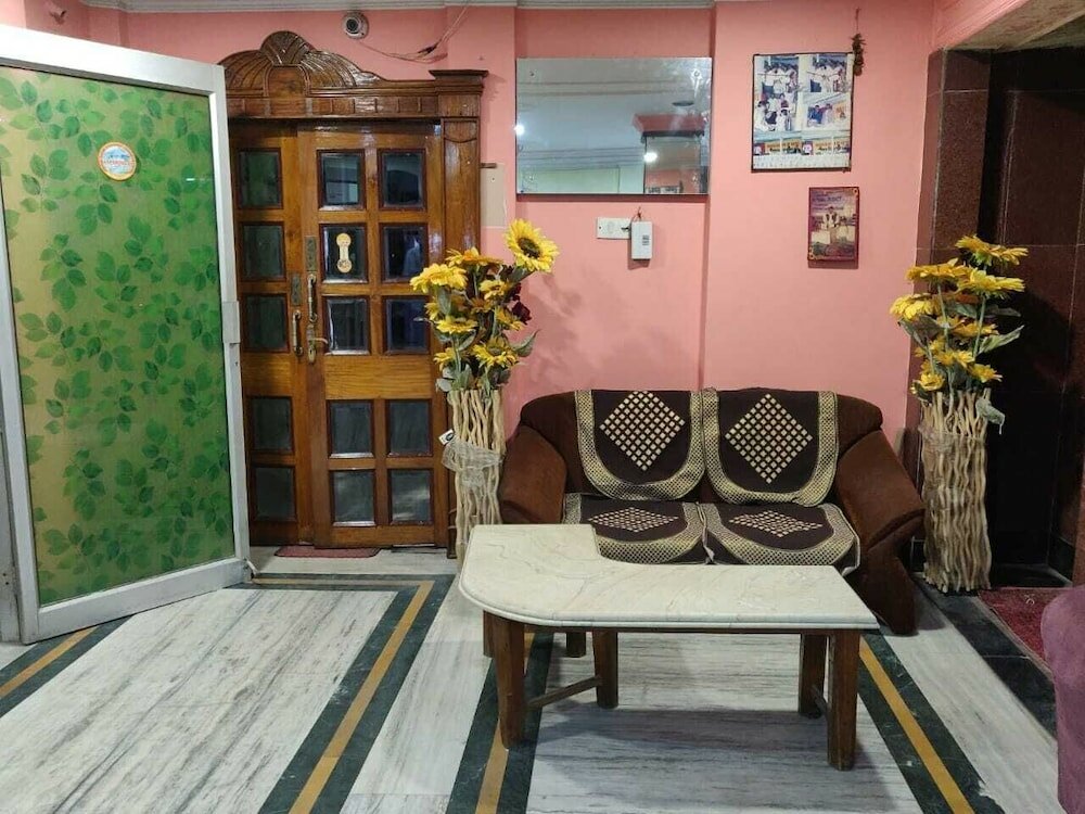 Фото Hotel Somraj Regency