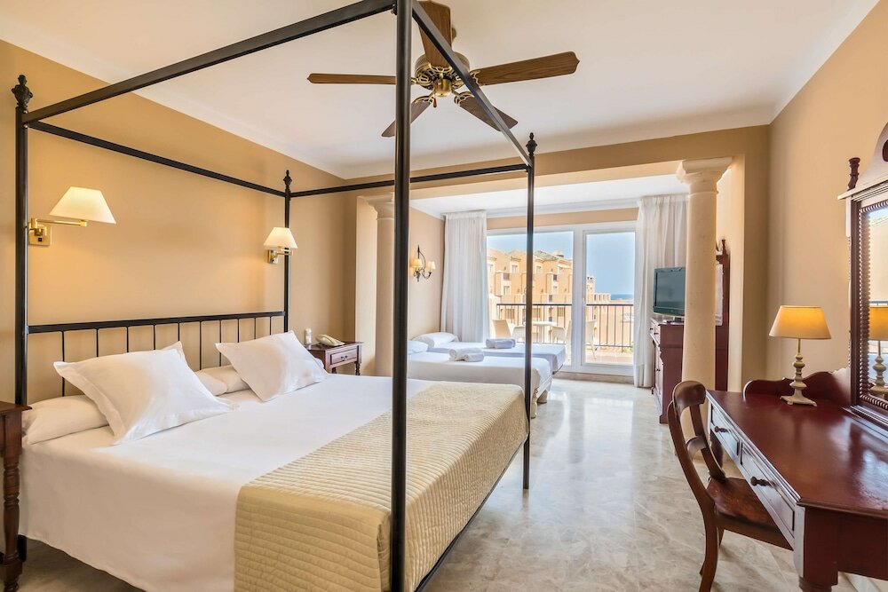 Фото Hotel Guadalmina