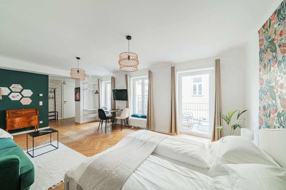 Фото The 15s Apartments