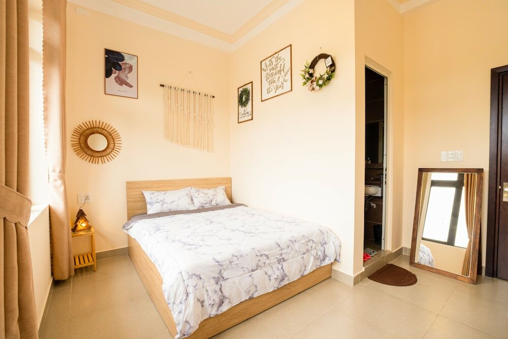 Фото Dalat Casa 2 Full House 6 Rooms 8 Beds