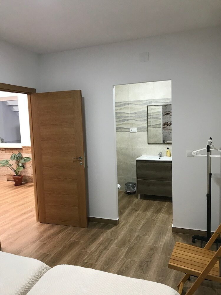 Фото Casa Rural Alonso Quijano 2