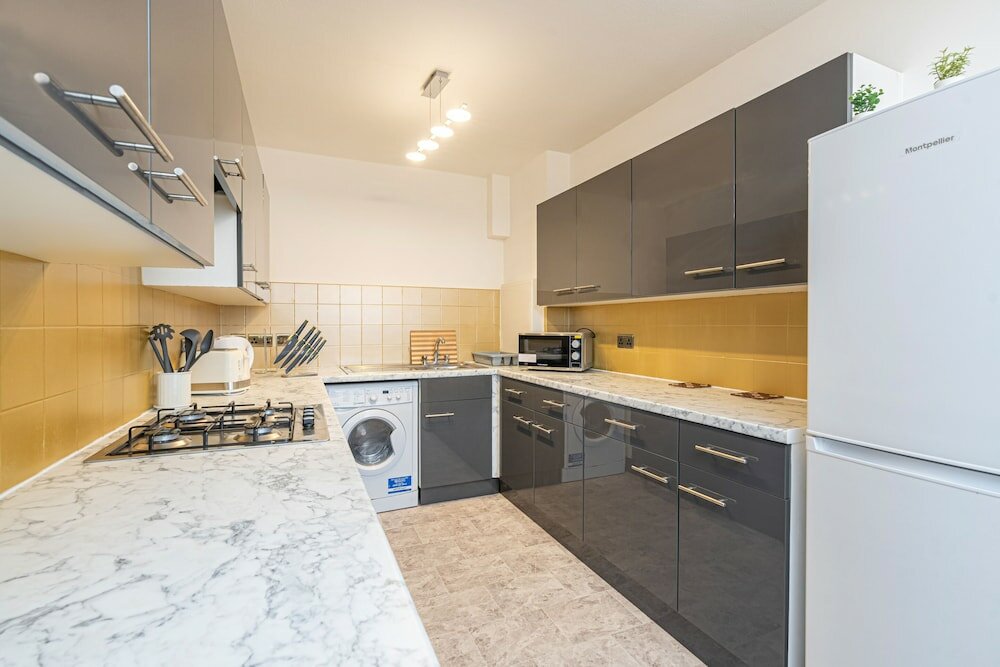 Фото Lovely Apartments in Landward Court