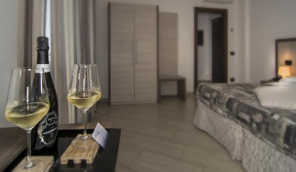 Фото Hotel Lido Inn