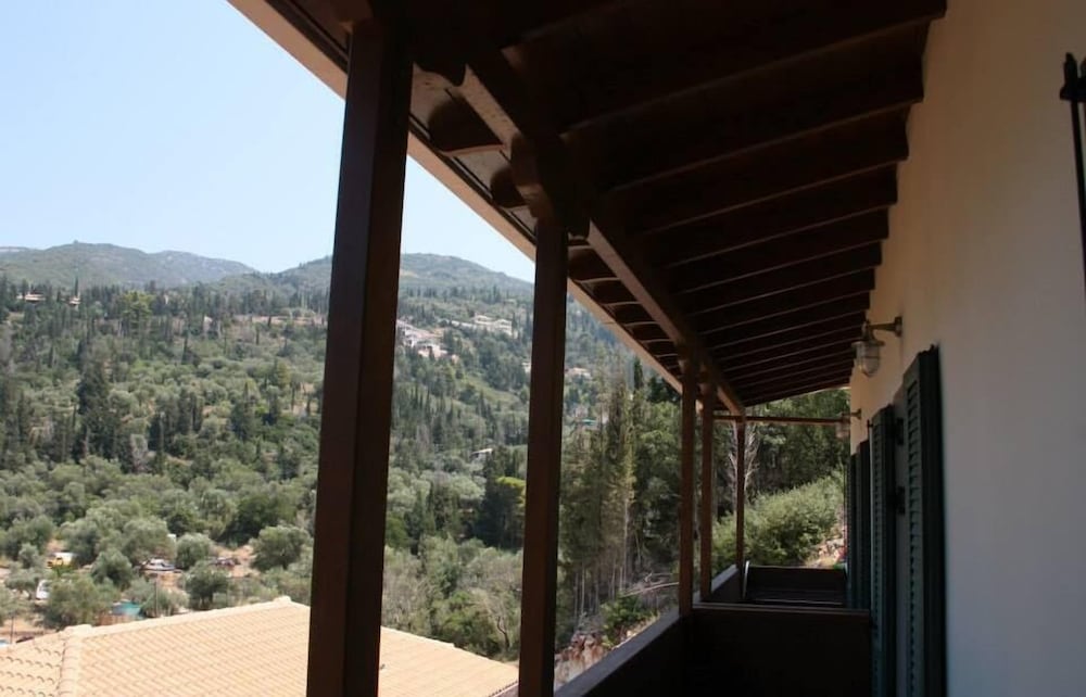 Фото Lefkas Petra