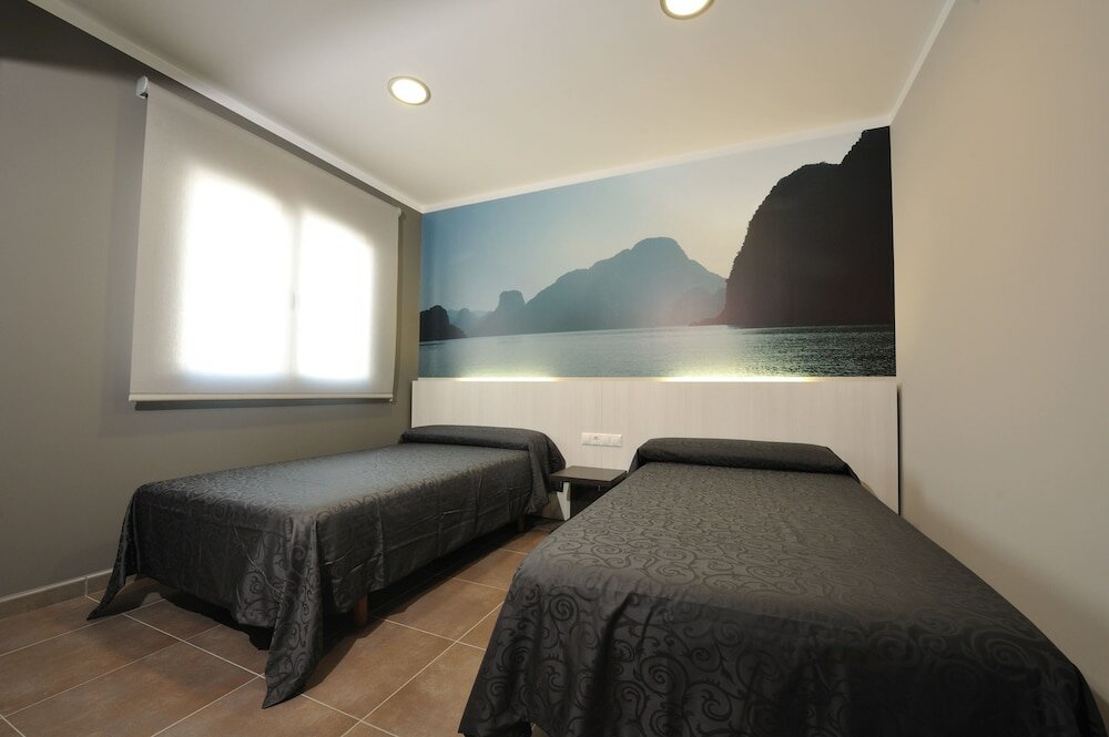 Фото Aparthotel Meseguer