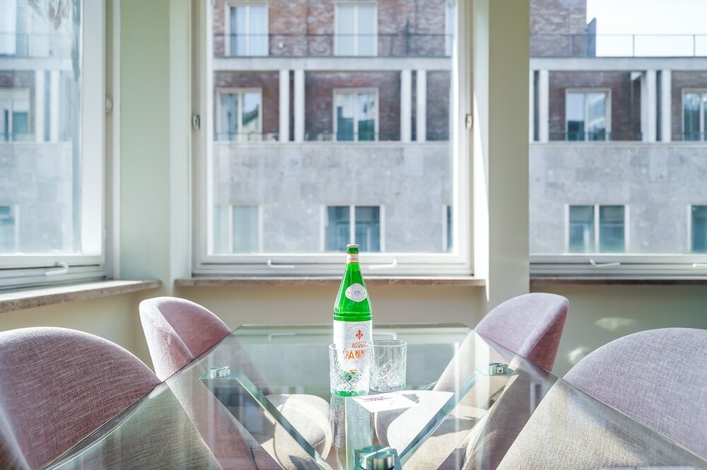 Фото Milan Adore