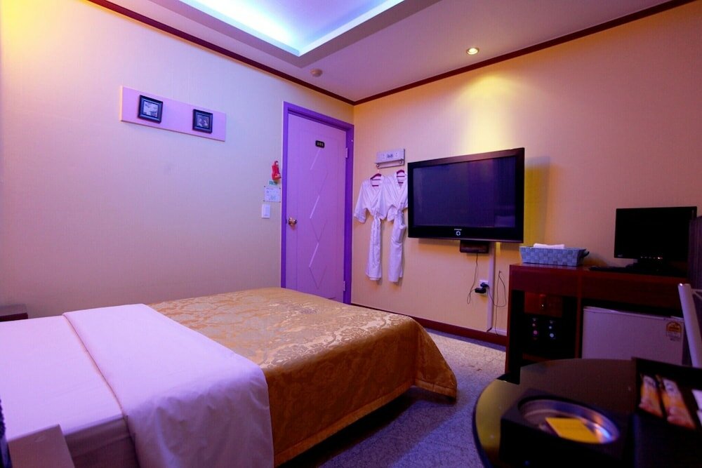 Фото Sungshin University Station Galaxy2