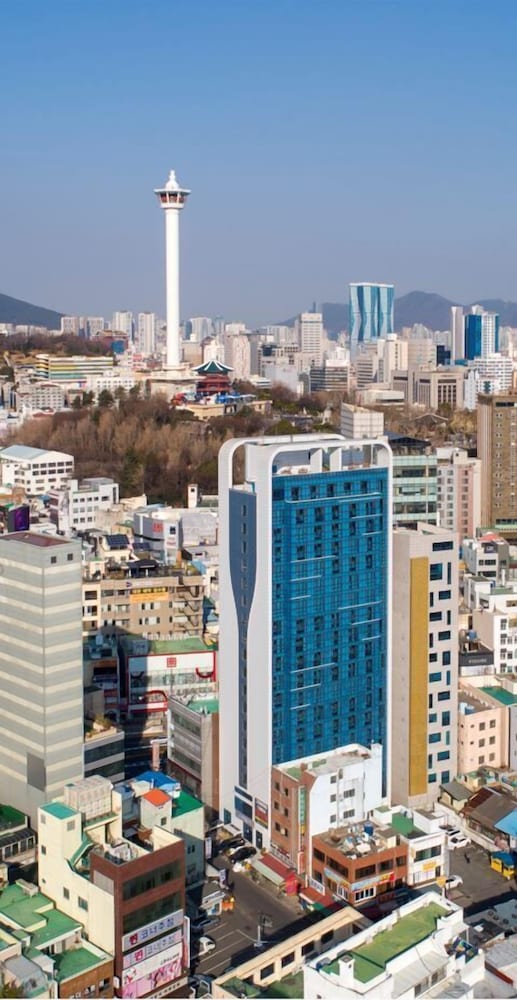 Фото GriffinBay Hotel