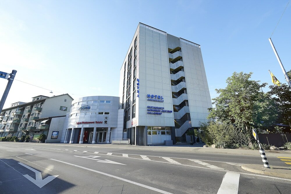 Фото Hotel Ambassador