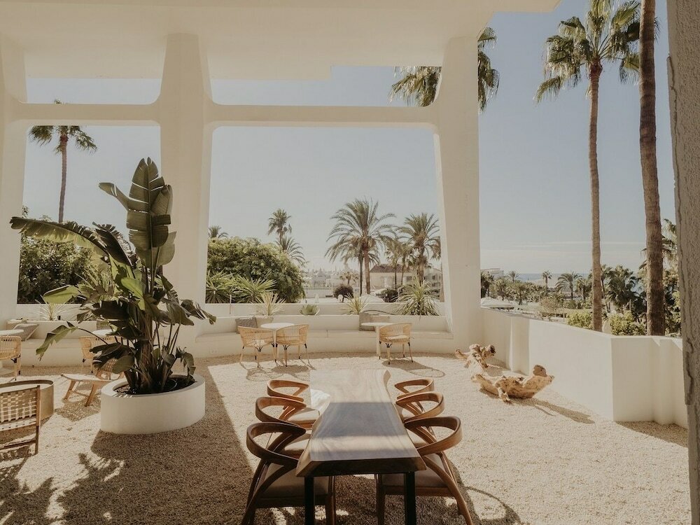 Фото Comfy Studios