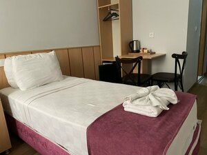 Hotel Ozsefa (İstanbul, Küçükçekmece, Kemalpaşa Mah., Emekli Sok., 6-8), hotel