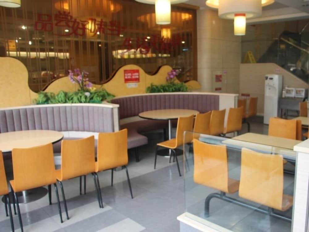 Фото GreenTree Inn Changzhou Xinbei District Taihu Road Wanda Square Express Hotel